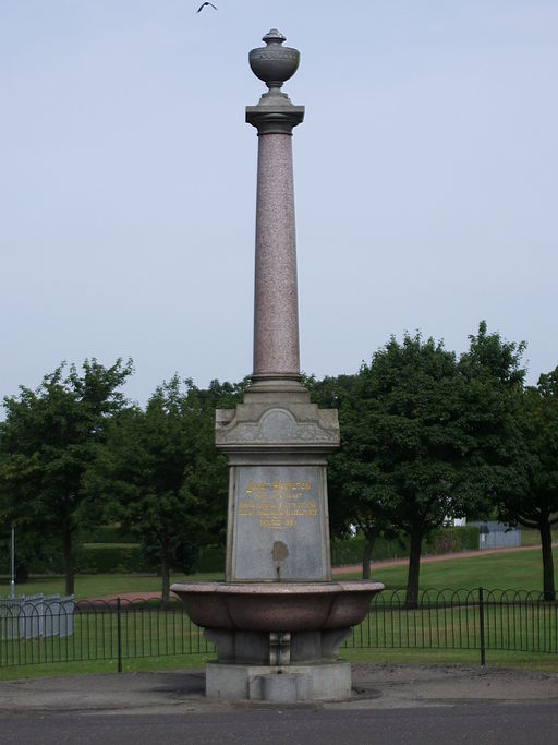 The Janet Hamilton fountain at West End Park, Coatbridge, Scotland, looking north.  Courtesy wikimedia commons.